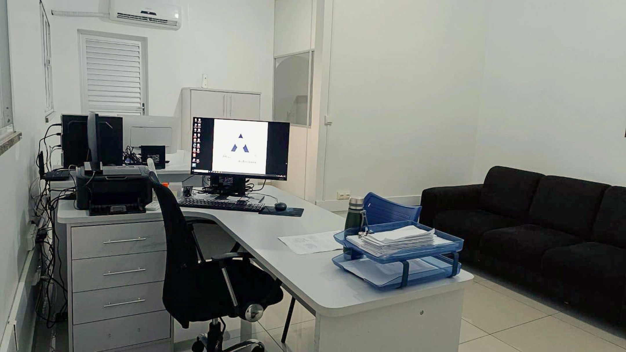🚀 Seu Projeto em Boas Mãos: Alumínio com Corte Preciso, Solda Forte e Acabamento de Ponta! - Quem Somos | Alumiaço